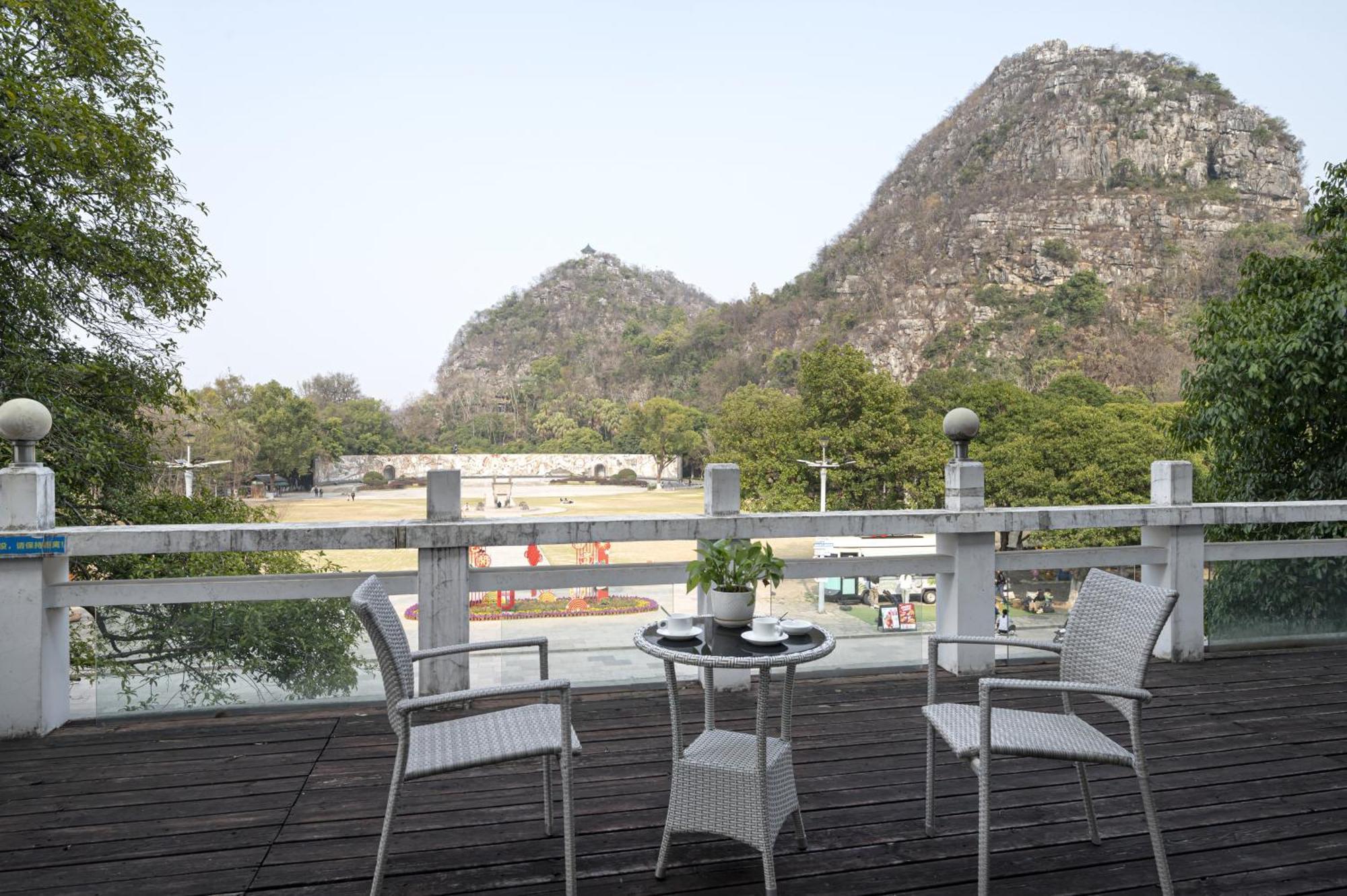 Guilin Crystal Crescent Moon Hotel المظهر الخارجي الصورة